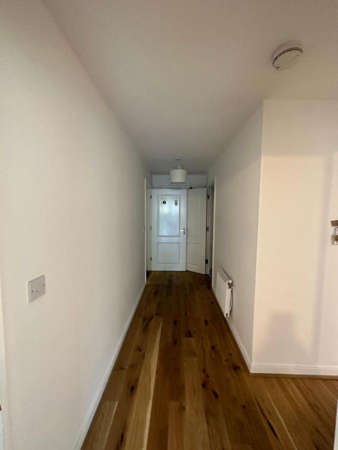 New Build 2 Bedroom With 2 Bath In Londen Buitenkant foto